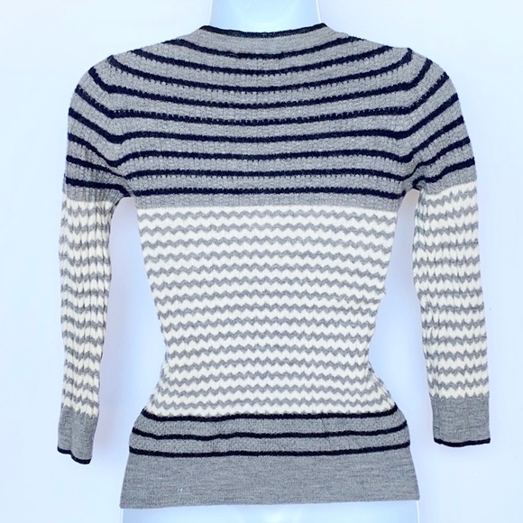 J. Crew Grey & White Chevron Sweater XS - Picture 3 of 7